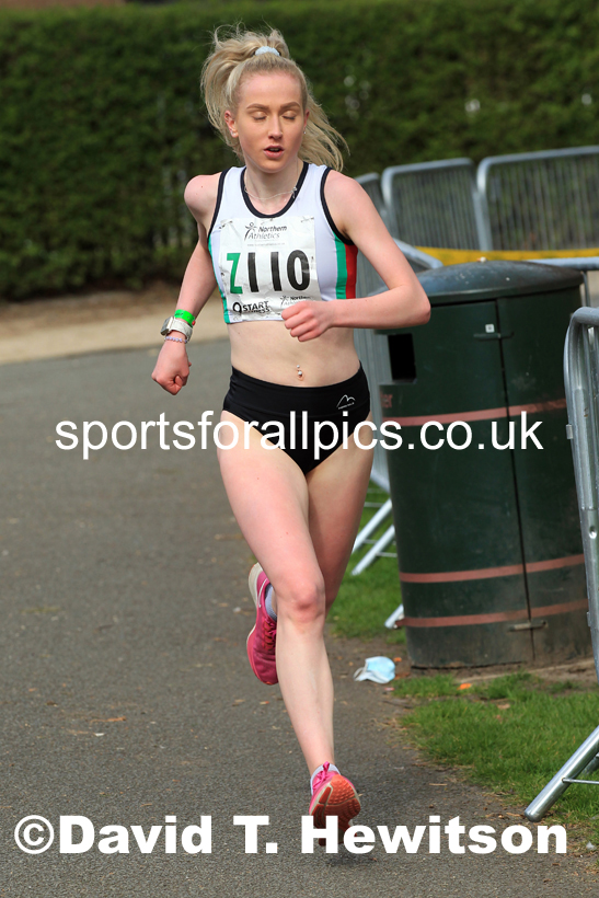 Senior Womens Northern 6 Stage Road Relay, 2022 Northern 12 and 6 Stage Road Relays,  Birkenhead Park, Birkenhead, Wirral.  Photo: David T. Hewitson/Sports for All Pics